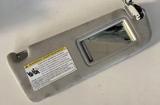 AUDI A7 C7/4G (2010-2020) Høyre solskjerm 4G0857552 33772750