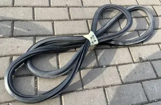 AUDI Q5 8R (2008-2017) Front venstre dørpakning gummi 80A831721A,80A831721C 33779204