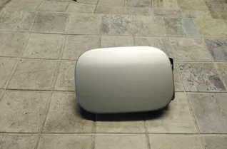 MERCEDES-BENZ C-Class W203/S203/CL203 (2000-2008) Drivstofftankdeksellås A2035840039,A2035840738 33984380