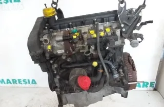 RENAULT Megane 2 generation (2002-2012) Motor 7701474498,7711135361,K9K722 27917177