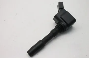 AUDI A4 B9/8W (2015-2024) Høyspent tennspole 06H905110G 30106451