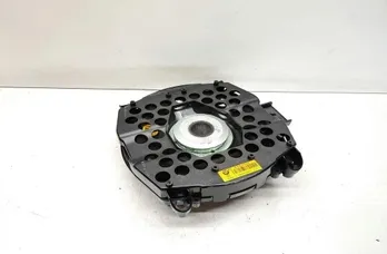 BMW X3 F25 (2010-2017) Subwoofer 9247342 33636522