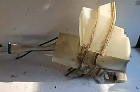 VOLVO XC90 1 generation (2002-2014) Vindusspylertank 30663278 34698686