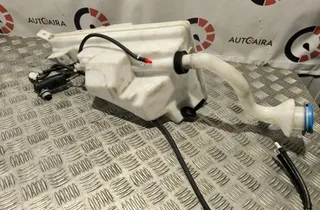 VOLVO XC90 1 generation (2002-2014) Vindusspylertank 31349385 30651521