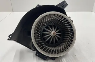 SKODA Rapid 2 generation (1985-2023) Interiørvarmer 6Q1820015H,Y1551,6Q1820015C,6Q1819015G,6Q1819015H,6R1819015,6R1819015A,6Q1819015J,6Q1820015E,6Q2820015H,6Q1820015G 34099163