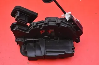 SKODA Fabia 3 generation (2014-2021) Bakre høyre dørlås 5TA839016L 33910555