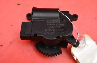 SKODA Fabia 3 generation (2014-2021) Interiørvarmer klaffmotoraktuator V3268003 34984913