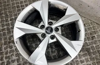 AUDI A3 8Y (2020-2024) Hjulsett 8Y0601025CP 34961341